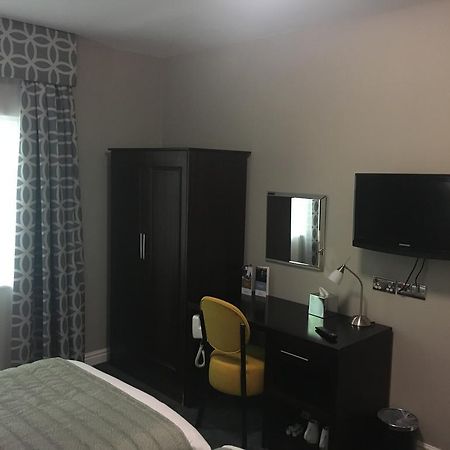Stafford South Hatherton Hotel Penkridge Esterno foto