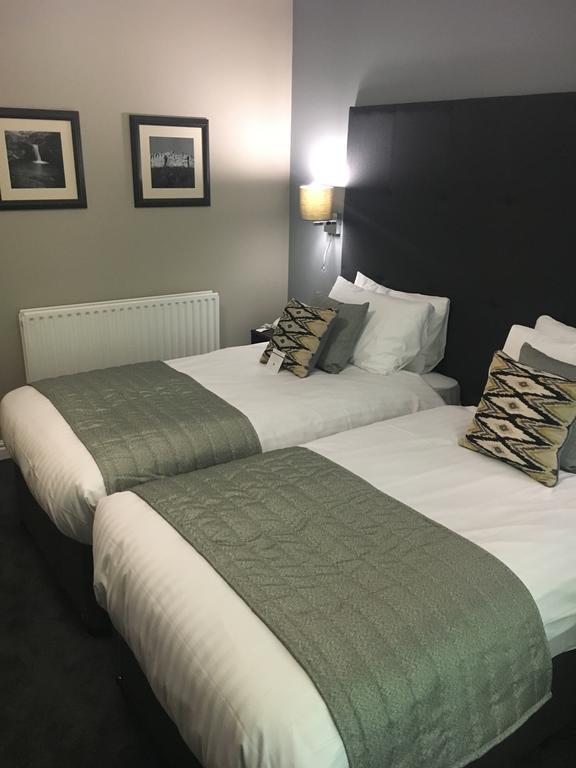 Stafford South Hatherton Hotel Penkridge Esterno foto