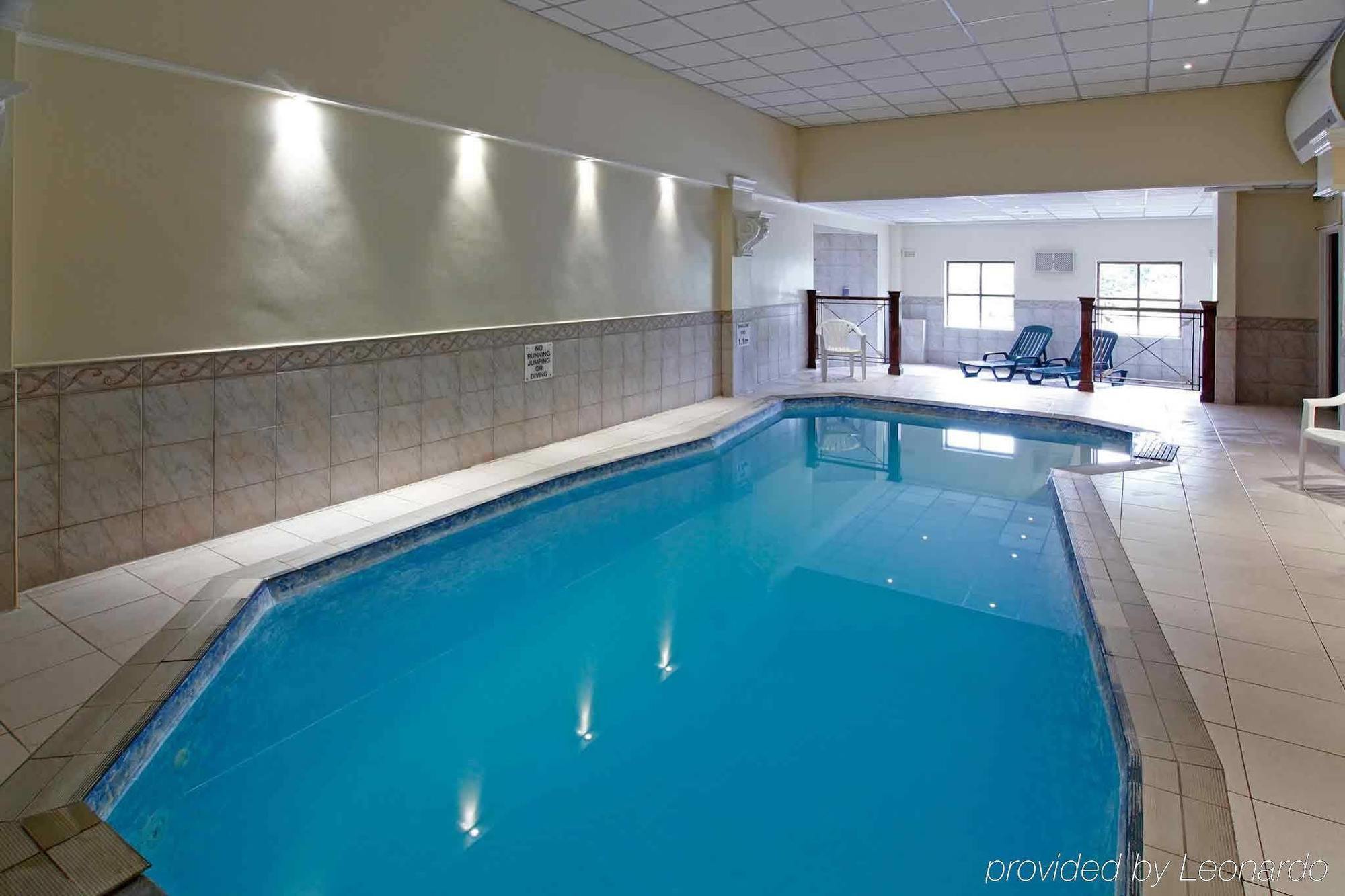 Stafford South Hatherton Hotel Penkridge Esterno foto