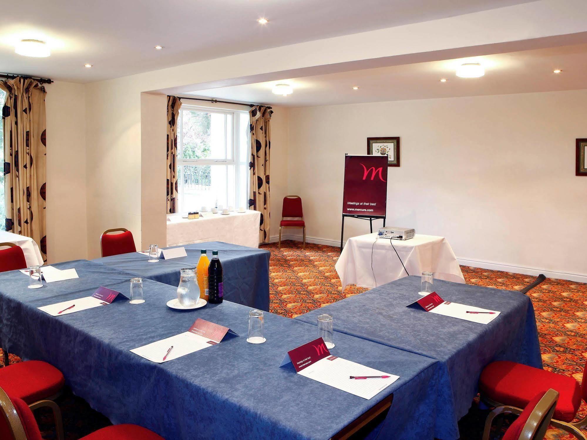 Stafford South Hatherton Hotel Penkridge Esterno foto
